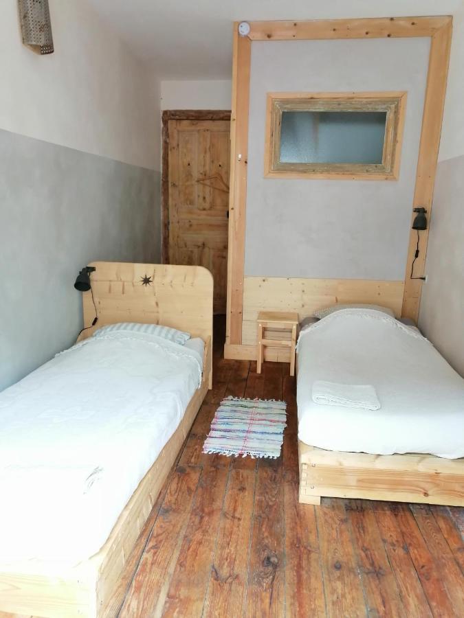 File Dans Ta Chambre ! Le Monastier sur Gazeille エクステリア 写真